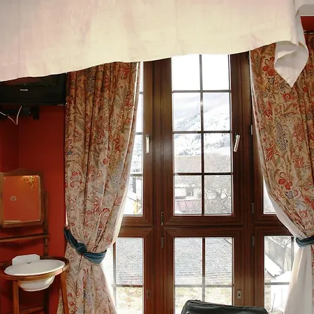 Almud Otel 2*